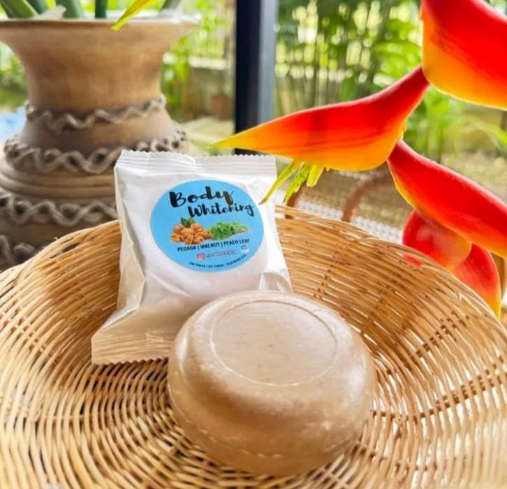 Body whitening soap